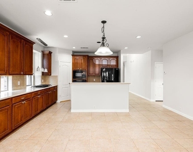 8731 Dancliff Drive - Photo Thumbnail 10