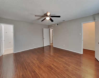 4208 Selina Court - Photo Thumbnail 6