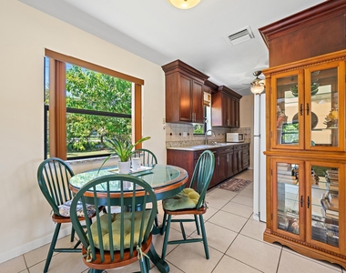 4057 Chukker Drive - Photo Thumbnail 9