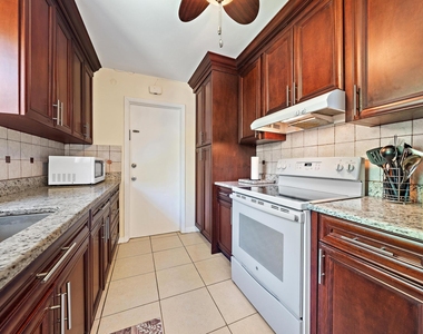 4057 Chukker Drive - Photo Thumbnail 10