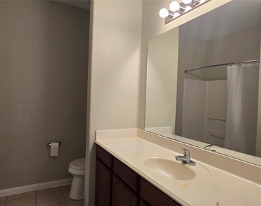 325 Meadow View Lane - Photo Thumbnail 11