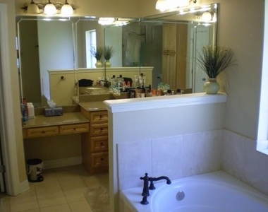 2471 Brookside Drive - Photo Thumbnail 2