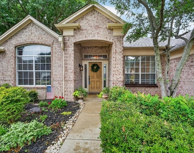 4909 Lansdale Drive - Photo Thumbnail 3