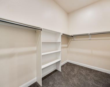 3334 Knight Street - Photo Thumbnail 25