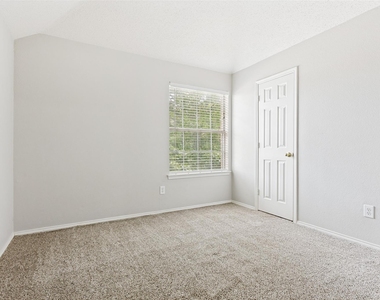 6722 Conestoga Drive - Photo Thumbnail 16
