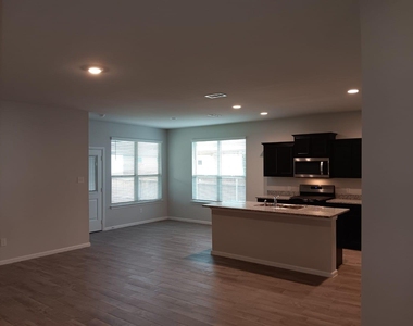 8725 Willowsun Way - Photo Thumbnail 13