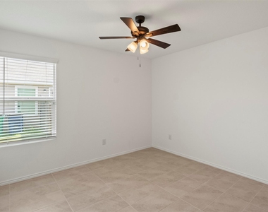 11807 Marcellus Way - Photo Thumbnail 18