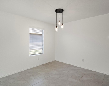 11807 Marcellus Way - Photo Thumbnail 9
