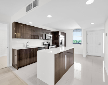 2768 Carambola Circle S - Photo Thumbnail 4