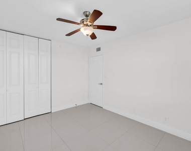 2768 Carambola Circle S - Photo Thumbnail 31