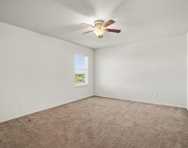 2417 Horseback Trail - Photo Thumbnail 18