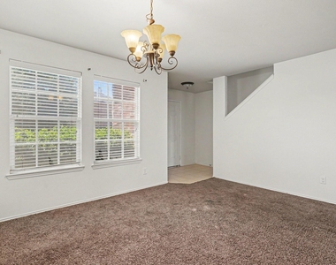 2417 Horseback Trail - Photo Thumbnail 3