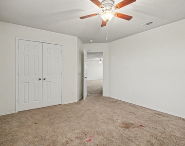 2417 Horseback Trail - Photo Thumbnail 22