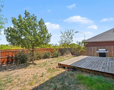 2417 Horseback Trail - Photo Thumbnail 23