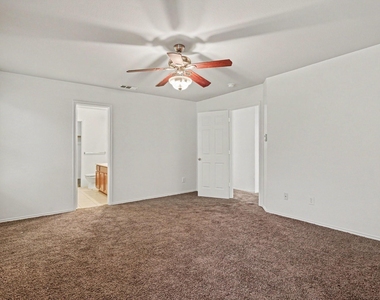 2417 Horseback Trail - Photo Thumbnail 16