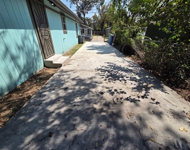 2835 Oakdale Street - Photo Thumbnail 1
