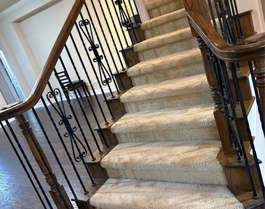 2530 Broadway Drive - Photo Thumbnail 24
