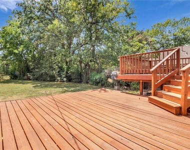 1528 W Day Street - Photo Thumbnail 7