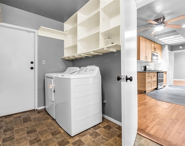 1528 W Day Street - Photo Thumbnail 14
