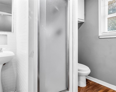 1528 W Day Street - Photo Thumbnail 24
