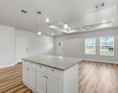 4215 Oneal Street - Photo Thumbnail 7