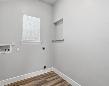 4215 Oneal Street - Photo Thumbnail 11