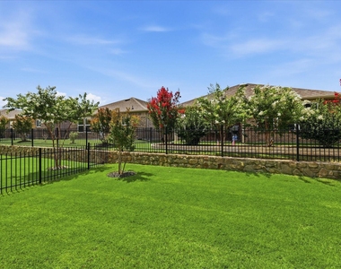 1256 Eagle Lane - Photo Thumbnail 21
