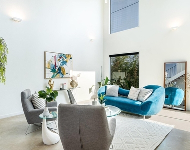 5014 Vickery Boulevard - Photo Thumbnail 20