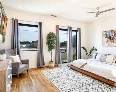 5014 Vickery Boulevard - Photo Thumbnail 33