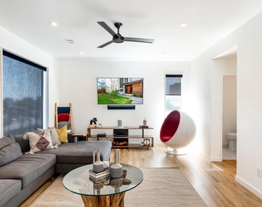 5014 Vickery Boulevard - Photo Thumbnail 6