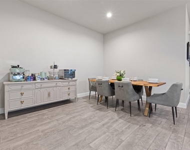 1029 Greencove Drive - Photo Thumbnail 16