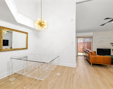 4242 N Capistrano Drive - Photo Thumbnail 36