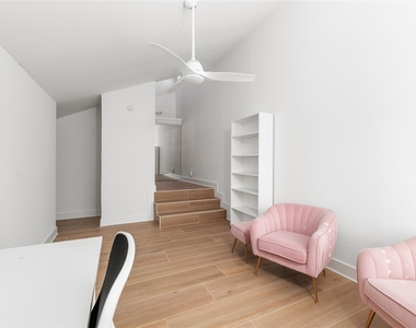 4242 N Capistrano Drive - Photo Thumbnail 23