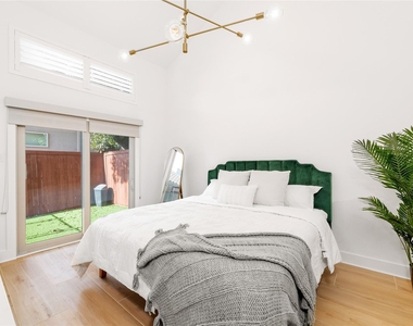 4242 N Capistrano Drive - Photo Thumbnail 16