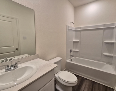 4503 Wood Fern Road - Photo Thumbnail 8