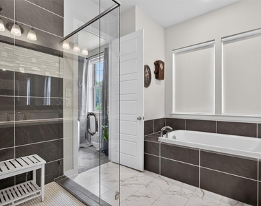5137 Artemesia Lane - Photo Thumbnail 14