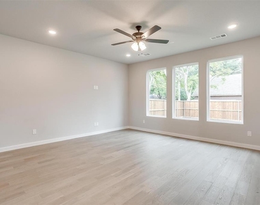 4525 Hogans Alley Drive - Photo Thumbnail 11