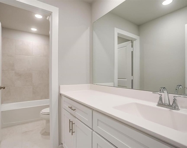 4525 Hogans Alley Drive - Photo Thumbnail 14
