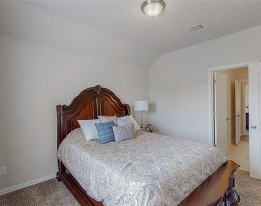3929 Muscadine Drive - Photo Thumbnail 21