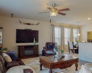 3929 Muscadine Drive - Photo Thumbnail 10