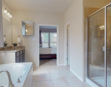3929 Muscadine Drive - Photo Thumbnail 15