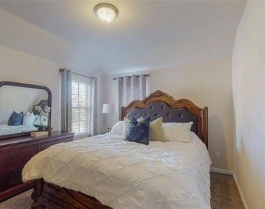 3929 Muscadine Drive - Photo Thumbnail 30