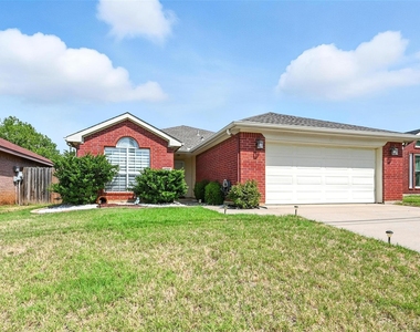 1455 Morrison Drive - Photo Thumbnail 16