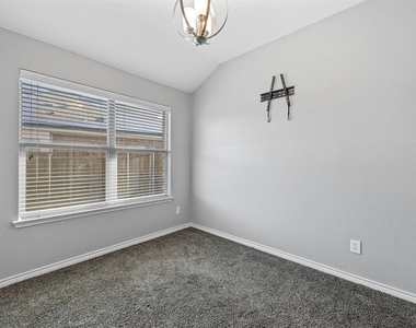 5590 Manitou Drive - Photo Thumbnail 9
