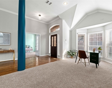 5016 Enclave Court - Photo Thumbnail 4