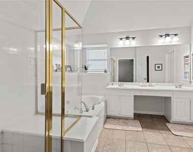 5016 Enclave Court - Photo Thumbnail 20