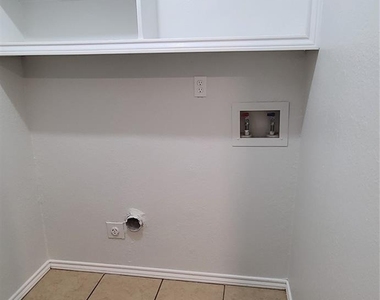 17811 Farley Trail - Photo Thumbnail 8