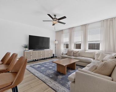 5341 Timber Point Drive - Photo Thumbnail 9