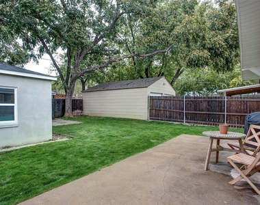 4826 Pershing Avenue - Photo Thumbnail 37