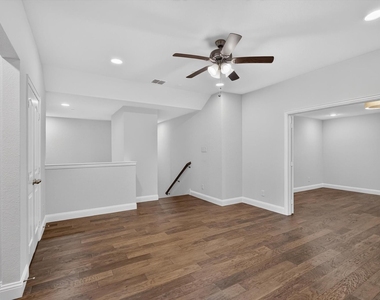 2873 Creekway Drive - Photo Thumbnail 21